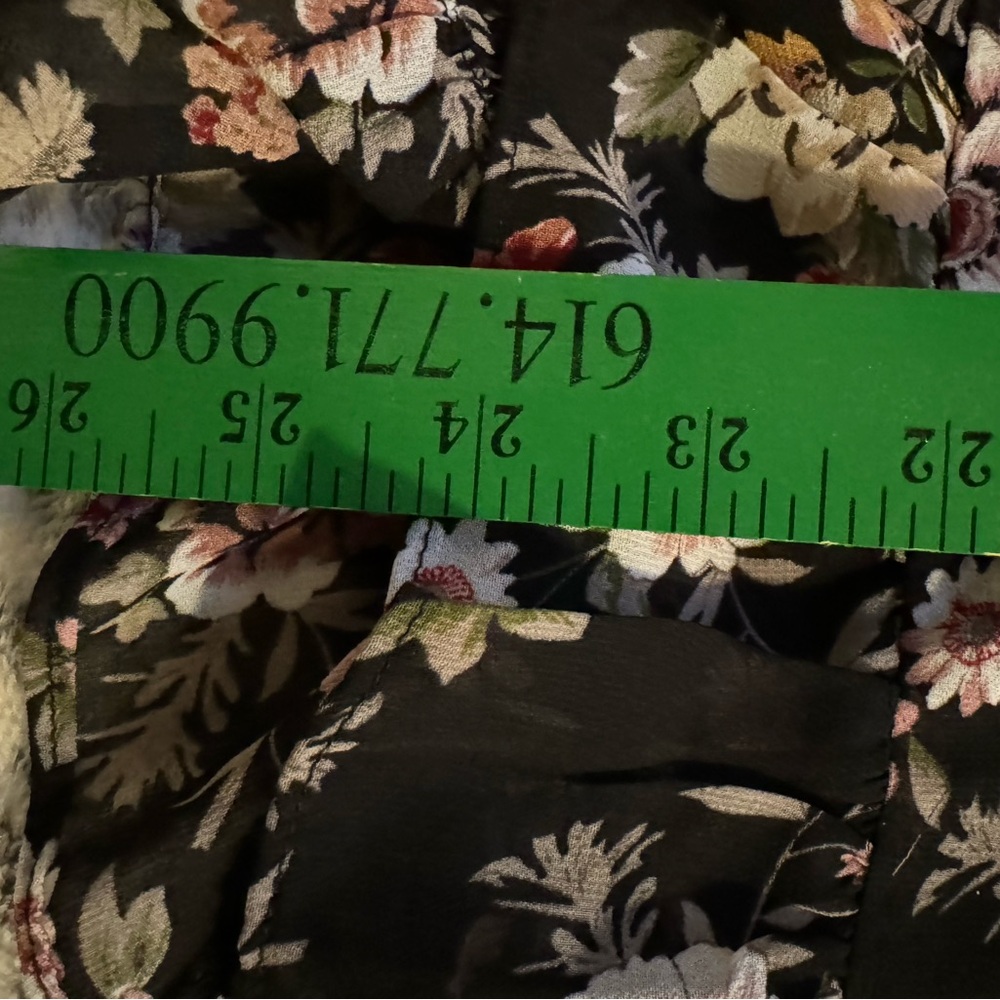 Umgee babydoll black floral top with ruffles size M - Picture 12 of 15